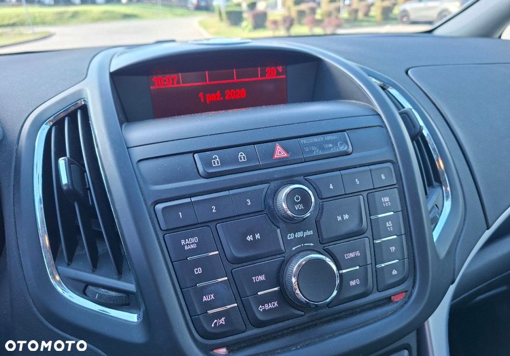 Opel Zafira - 26