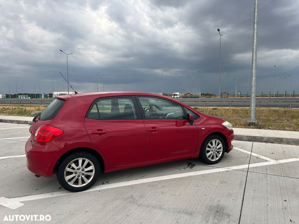Toyota Auris - 4