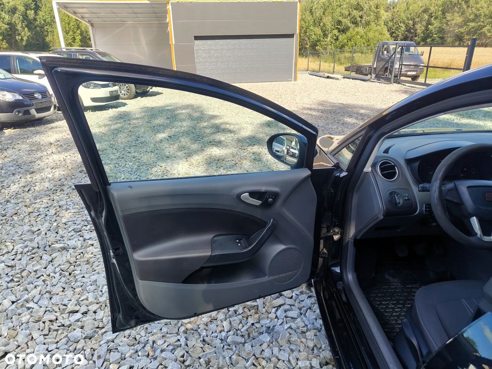 Seat Ibiza 1.4 16V Style - 24