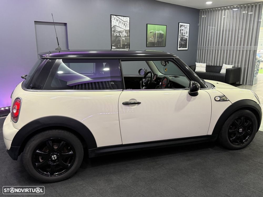 MINI 3 Portas Cooper Parklane - 8