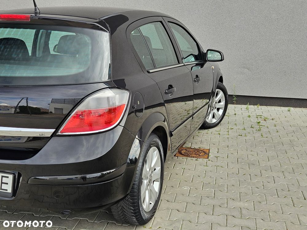 Opel Astra 1.8 Cosmo - 17