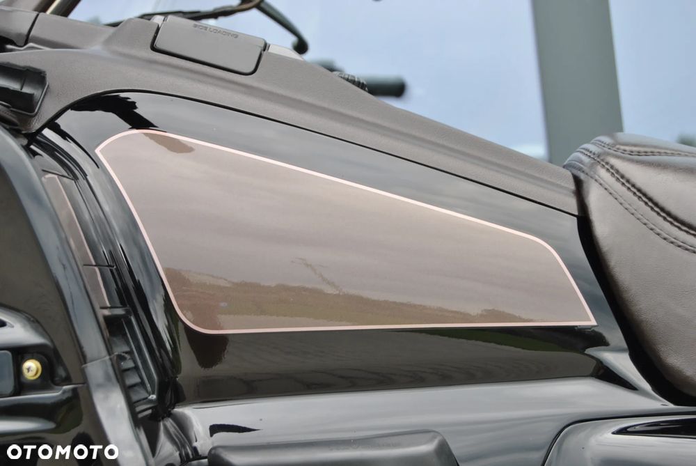 Honda GL - 39