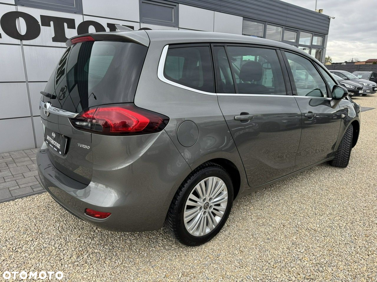 Opel Zafira - 4