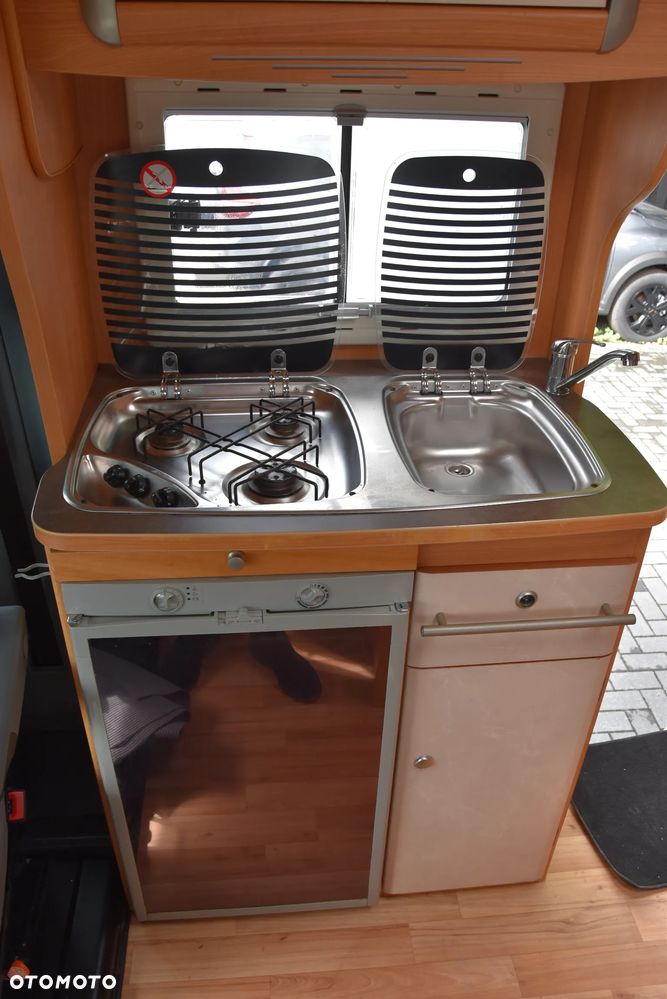 Ford Transit Challenger Genesis 32 - 20