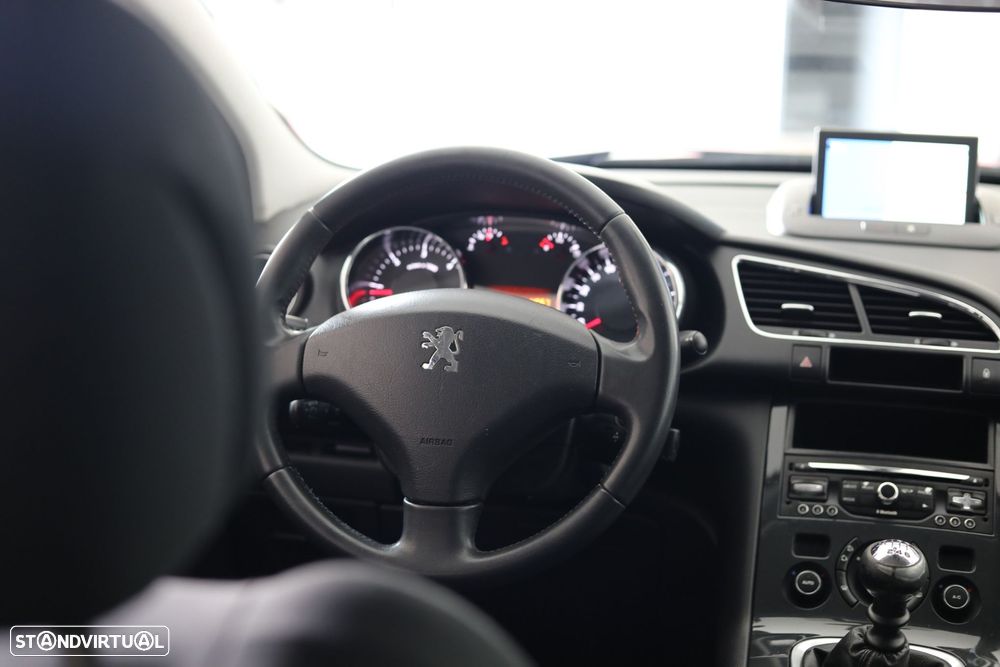 Peugeot 3008 1.6 BlueHDi Allure - 21