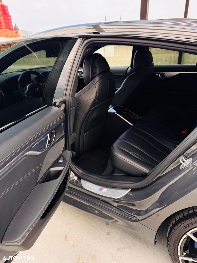 BMW Seria 8 - 23