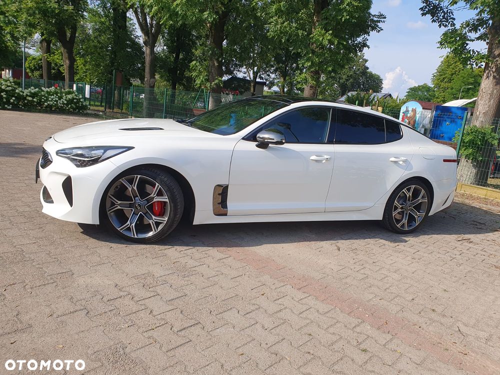 Kia Stinger 3.3 T-GDI V6 GT AWD - 4