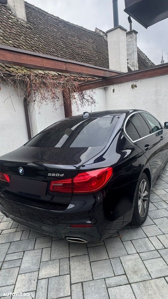 BMW Seria 5 520d xDrive AT - 2