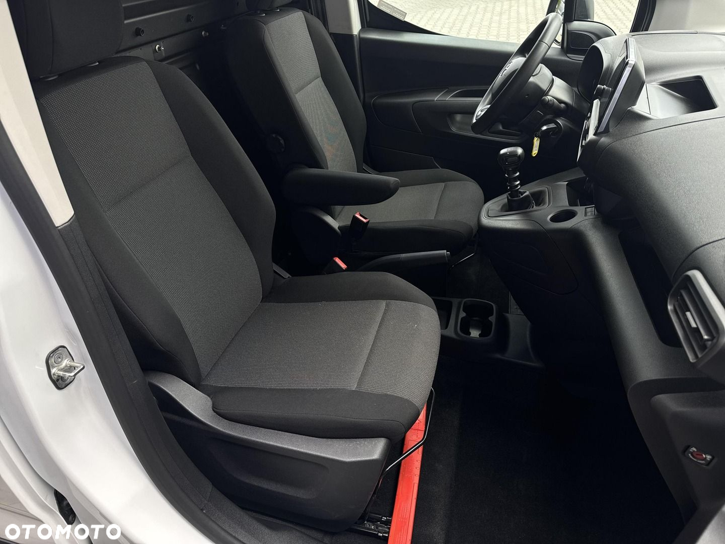 Toyota PROACE CITY - 13