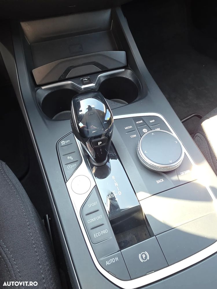 BMW Seria 1 118i Aut. - 9
