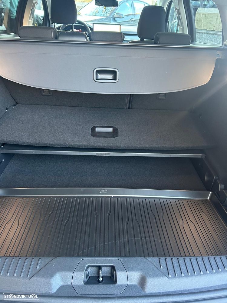 Ford Focus SW 1.0 EcoBoost S&S ST-LINE - 20