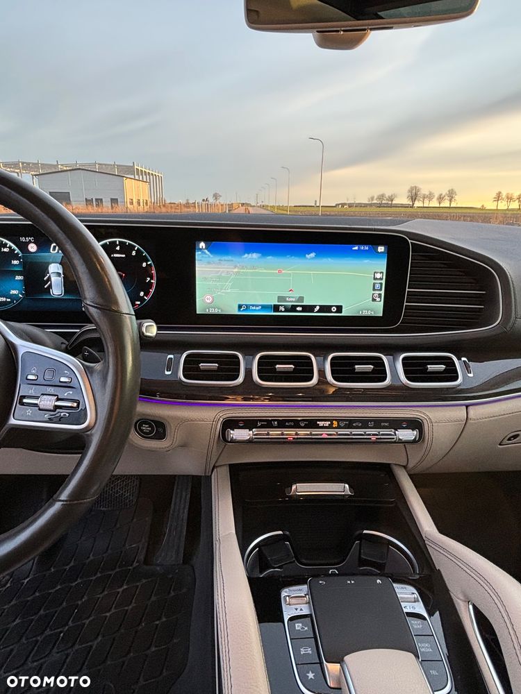 Mercedes-Benz GLE - 16