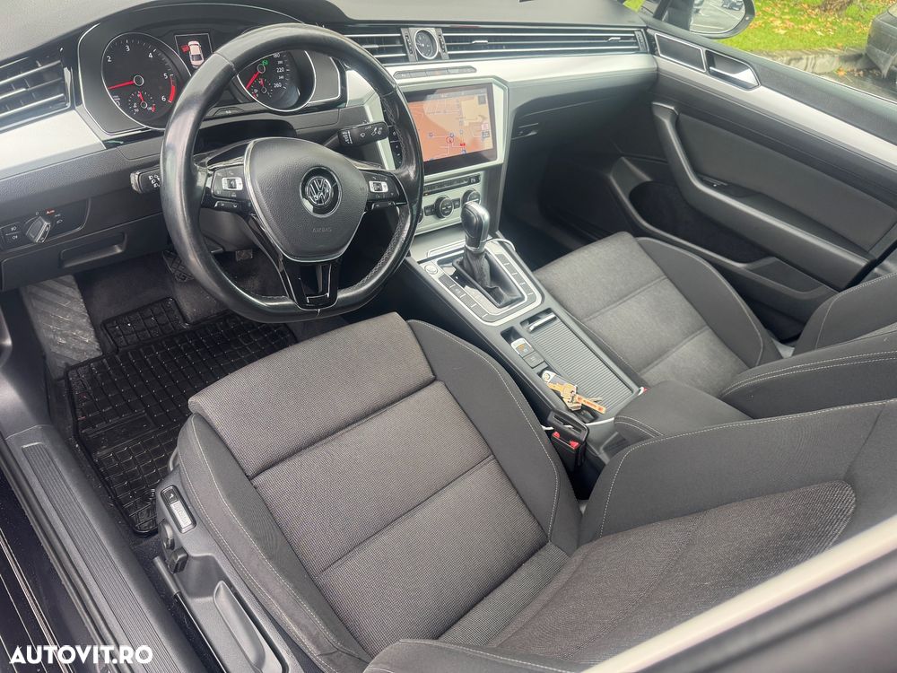 Volkswagen Passat 2.0 TDI DSG Comfortline - 4
