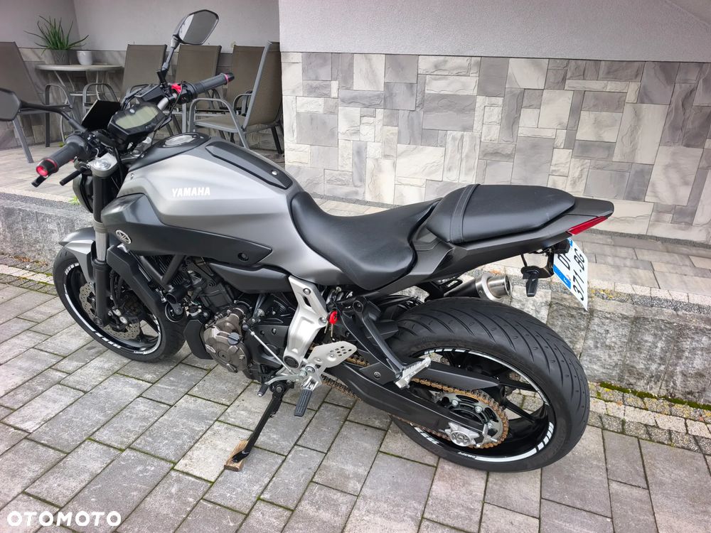 Yamaha MT - 30