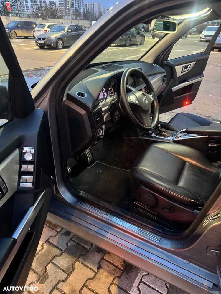 Mercedes-Benz GLK 250 CDI DPF 4Matic BlueEFFICIENCY 7G-TRONIC SPORT EDITION - 8