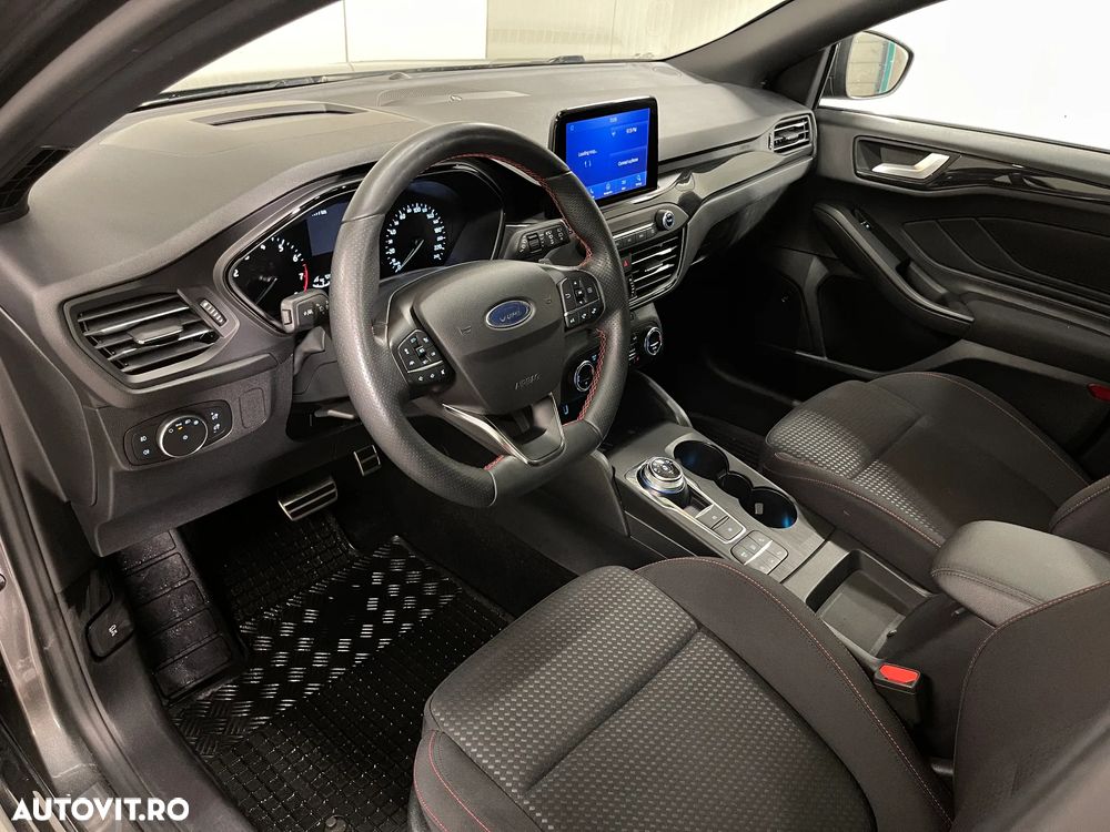 Ford Focus 1.5 EcoBoost ST-Line - 6