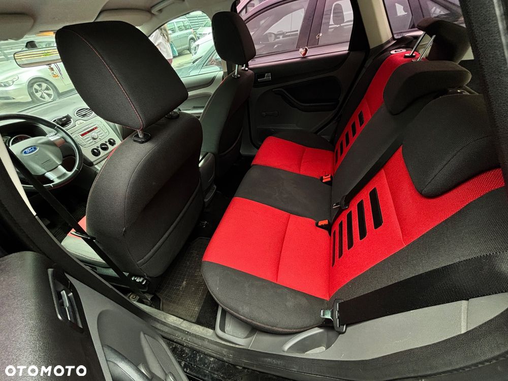 Ford Focus 1.6 Ti-VCT Trend - 15