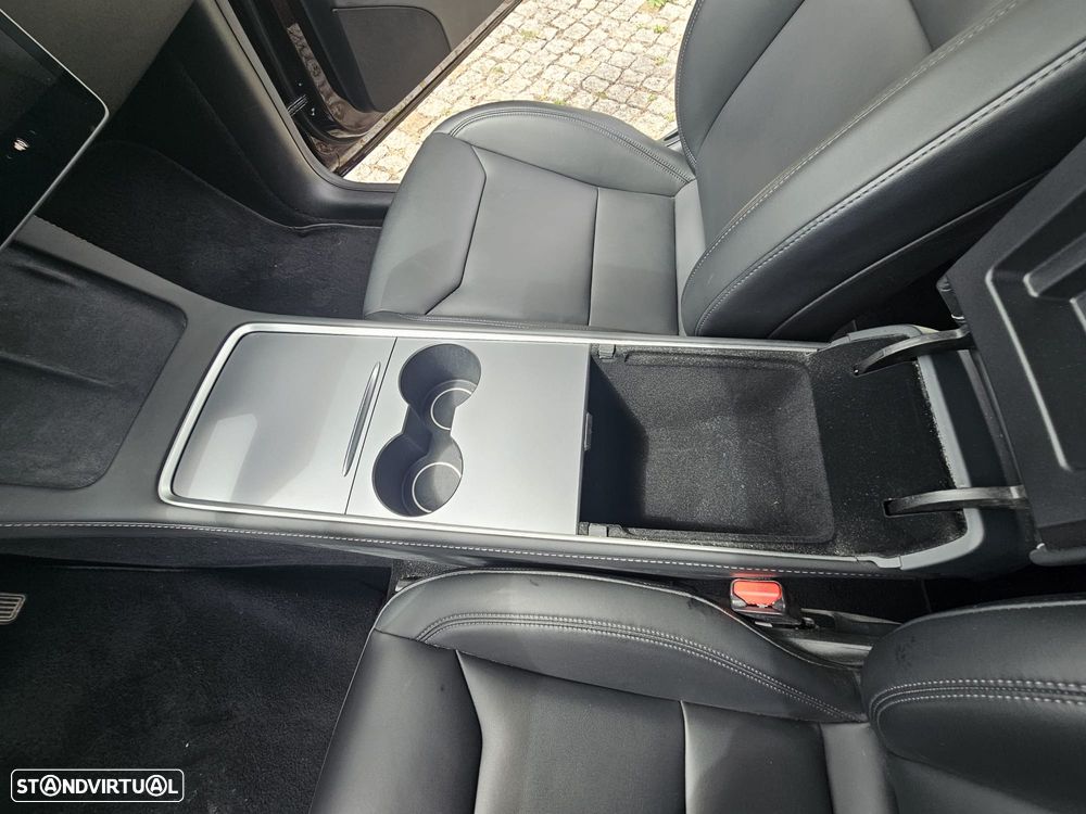 Tesla Model Y Long Range Tração Integral - 25
