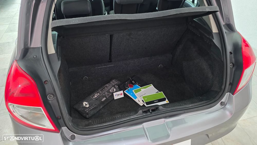 Renault Clio 1.2 16V Fairway - 30