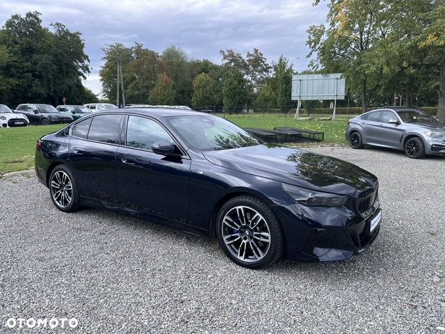 BMW Seria 5 520i - 10