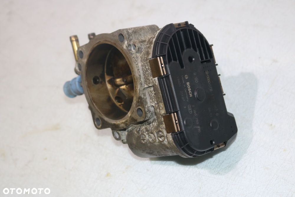 PRZEPUSTNICA AUDI A4 B6 3.0V6   078133062B - 2