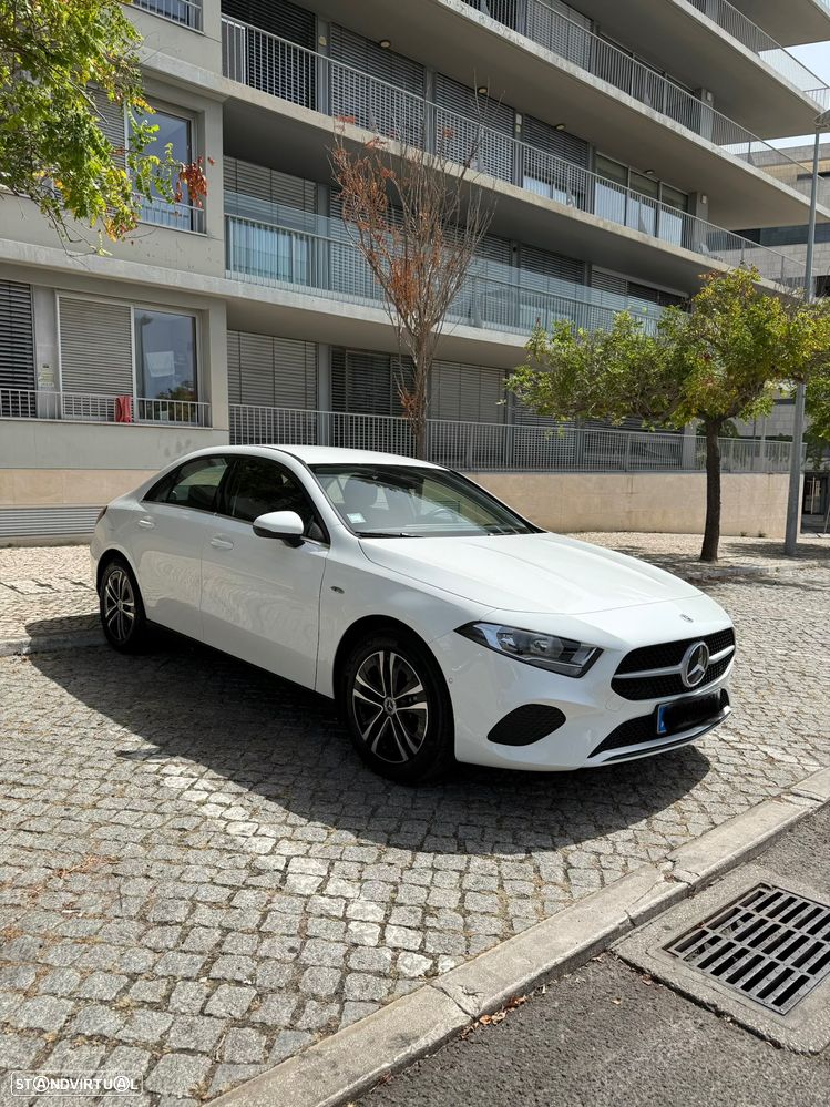 Mercedes-Benz A 250 Limousine e - 4