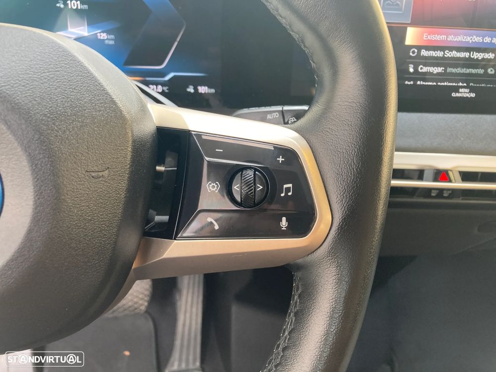 BMW iX xDrive40 - 19