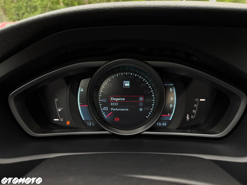 Volvo V40 D2 Powershift Momentum - 18
