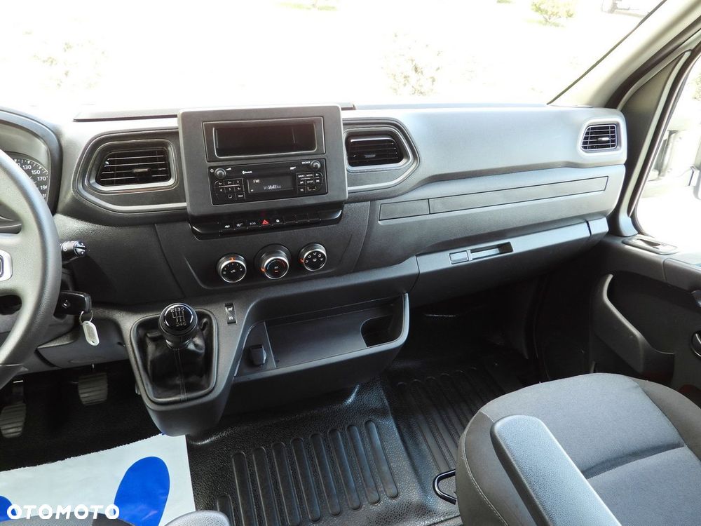Renault MASTER PLANDEKA 10 PALET TEMPOMAT LEDY PNEUMATYKA KLIMATYZACJA  165KM - 32