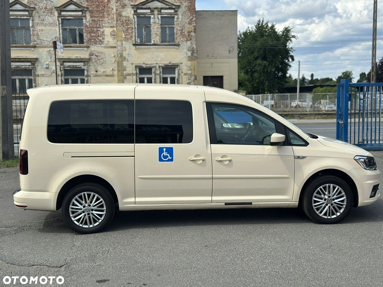 Volkswagen Caddy - 13