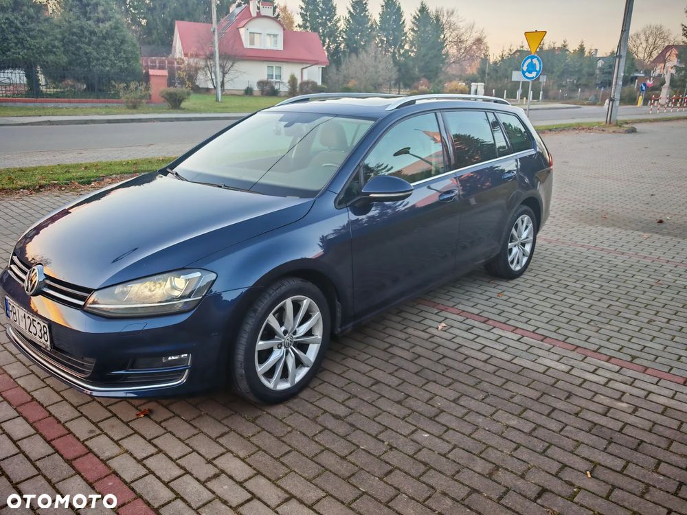 Volkswagen Golf - 2