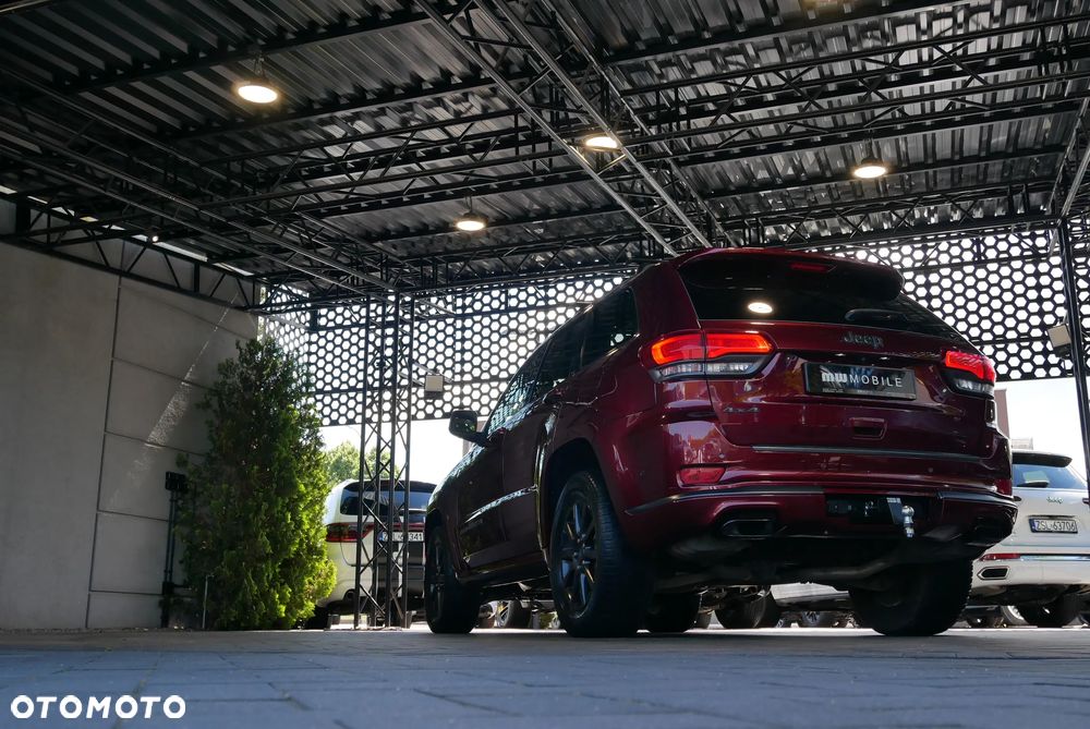 Jeep Grand Cherokee - 40