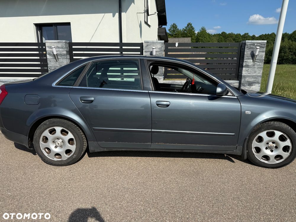 Audi A4 Avant - 2