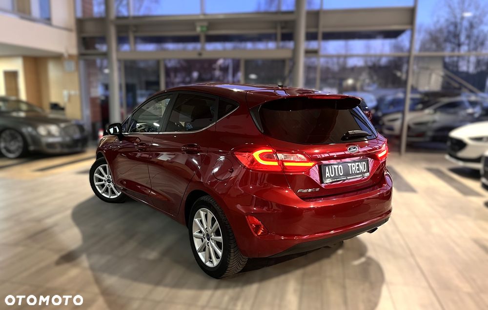 Ford Fiesta 1.0 EcoBoost S&S TITANIUM - 4