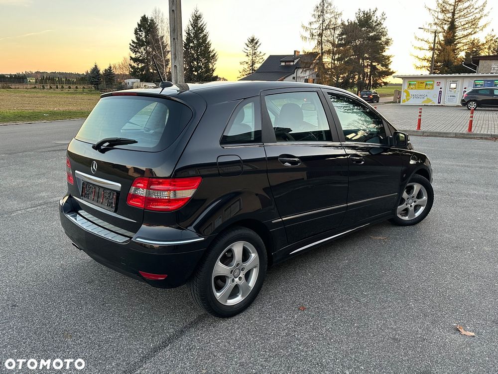Mercedes-Benz Klasa B 150 BlueEffICIENCY - 6