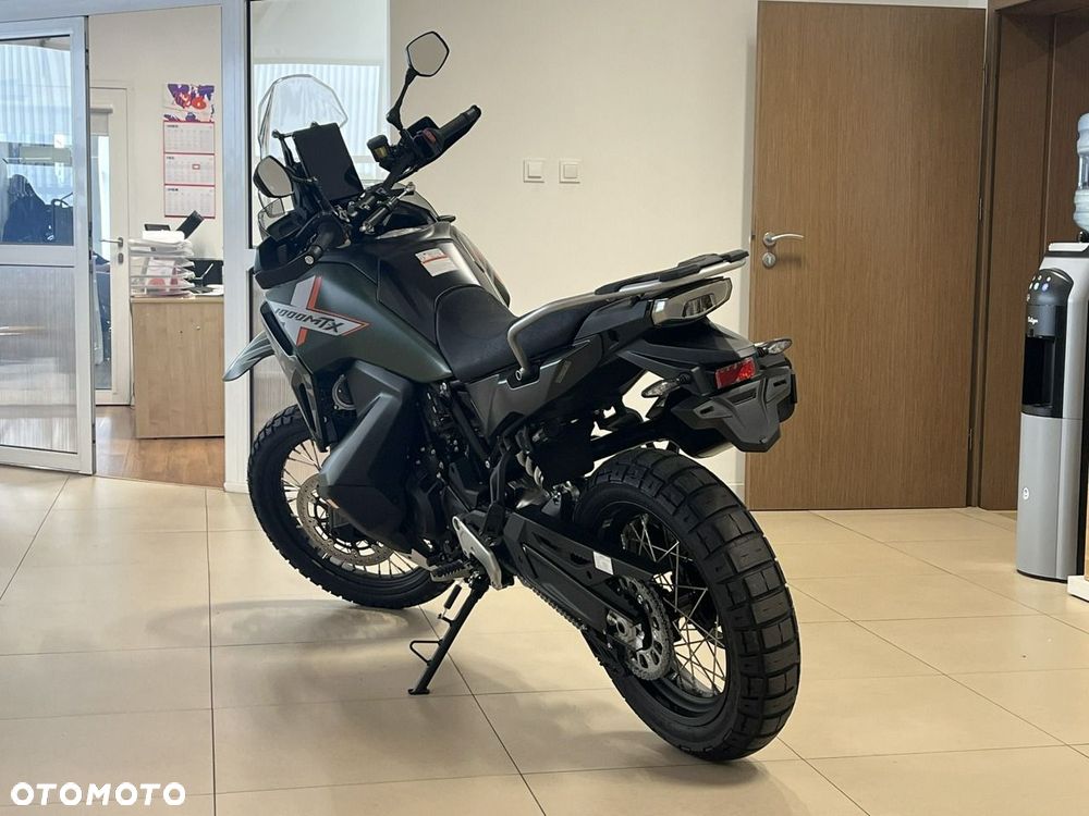 CFMoto MT-X - 3
