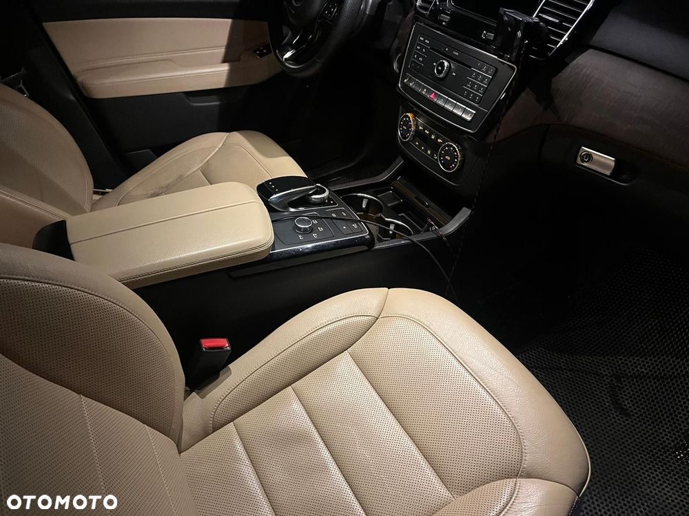 Mercedes-Benz GLE - 6