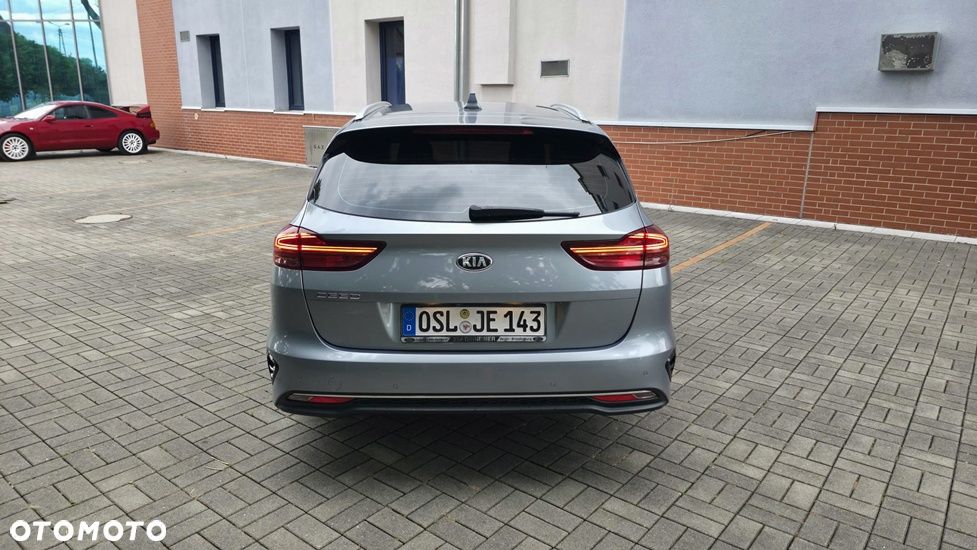 Kia Ceed 1.6 CRDi SCR L Business Line Plus DCT - 14