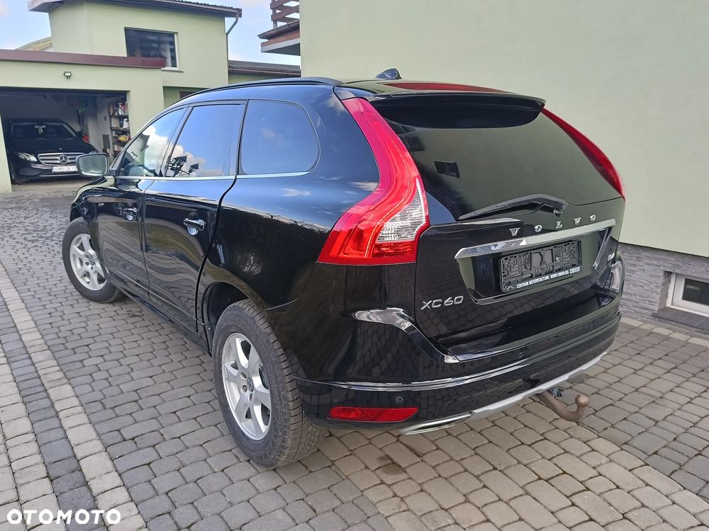 Volvo XC 60 D4 Geartronic Summum - 3