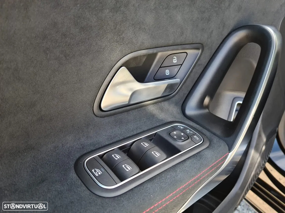 Mercedes-Benz A 250 e AMG Line - 21