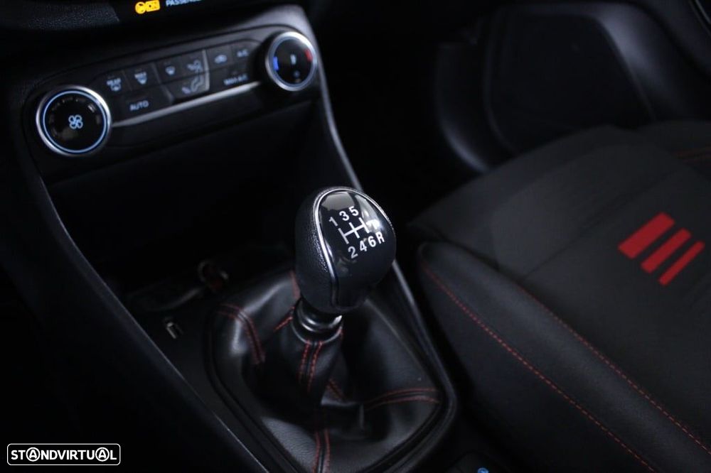 Ford Fiesta 1.0 EcoBoost ST-Line - 30