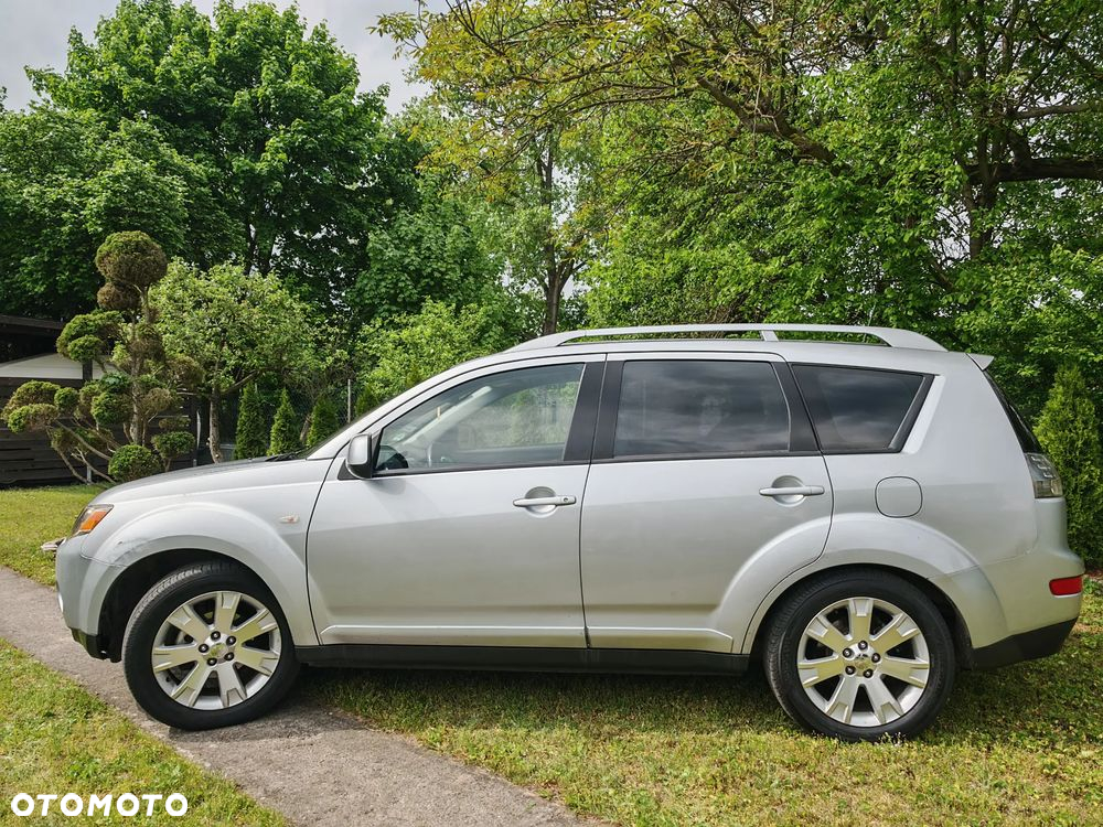 Mitsubishi Outlander 2.0 DID Instyle - 7