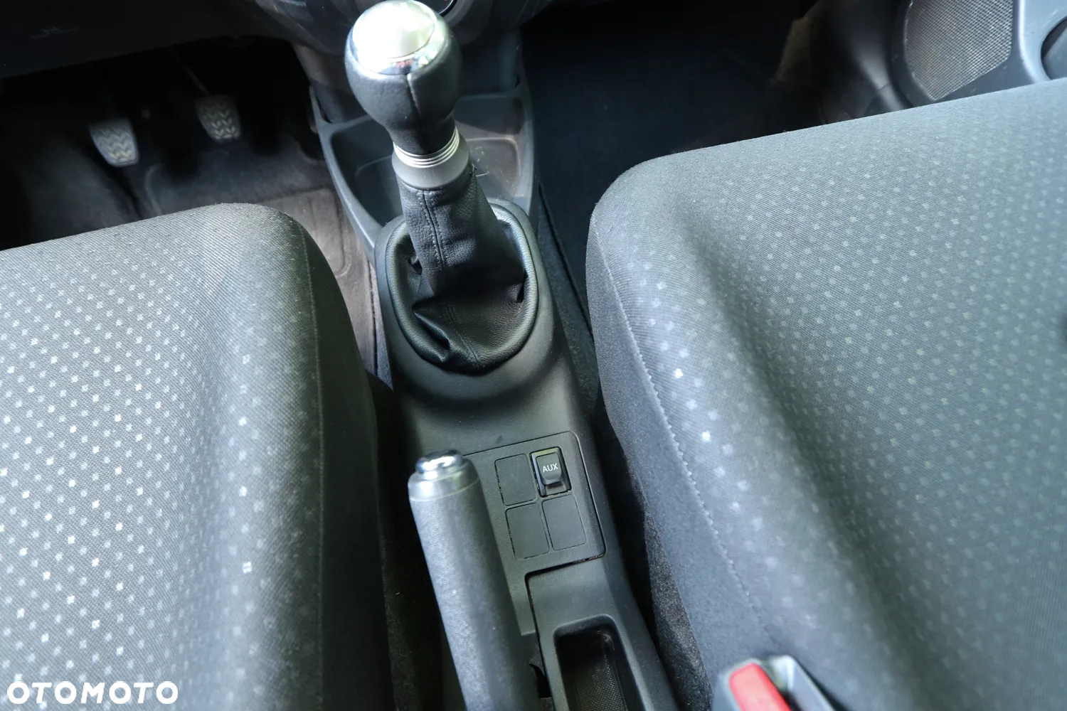 Toyota Yaris - 13