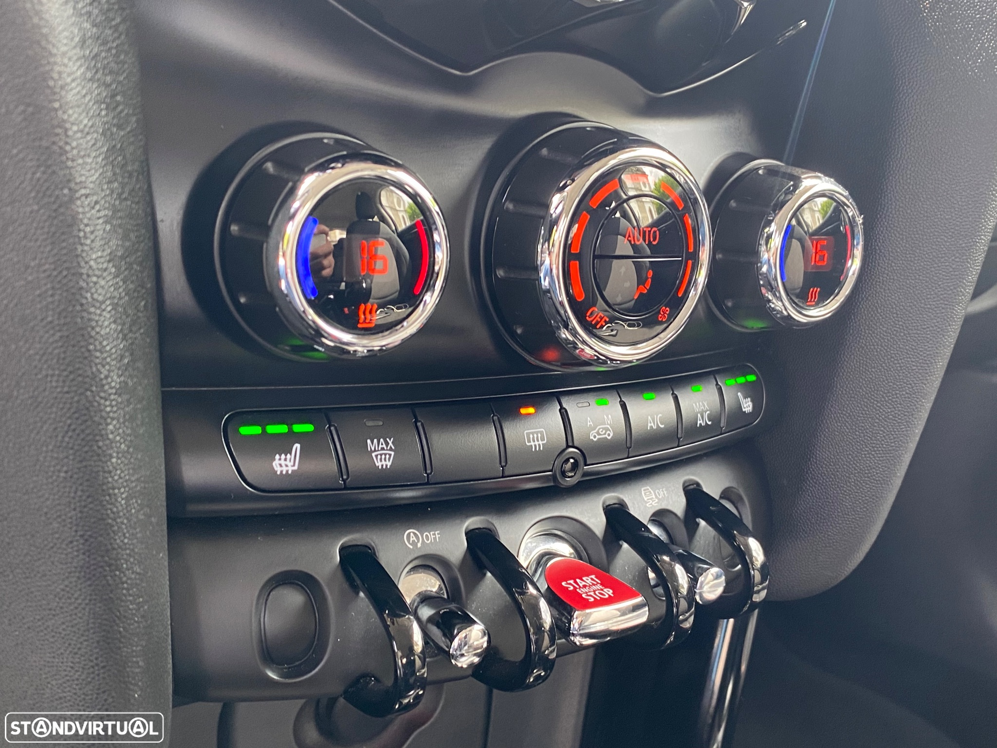 MINI 3 Portas One D - 20