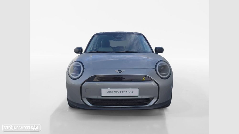 MINI 3 Portas Cooper SE Classic M — fotografia 3