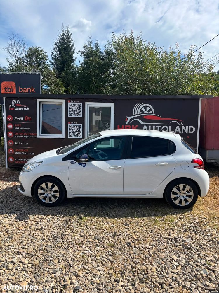 Peugeot 208 1.2 L PureTech Access - 11