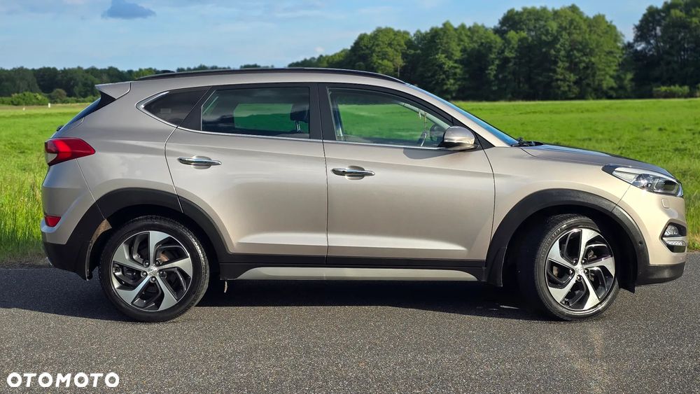 Hyundai Tucson 2.0 CRDI Premium 4WD - 2