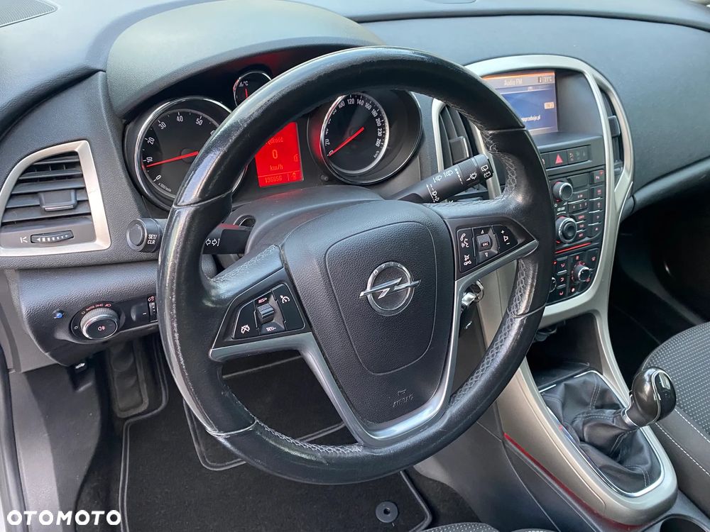Opel Astra 1.4 Turbo - 10