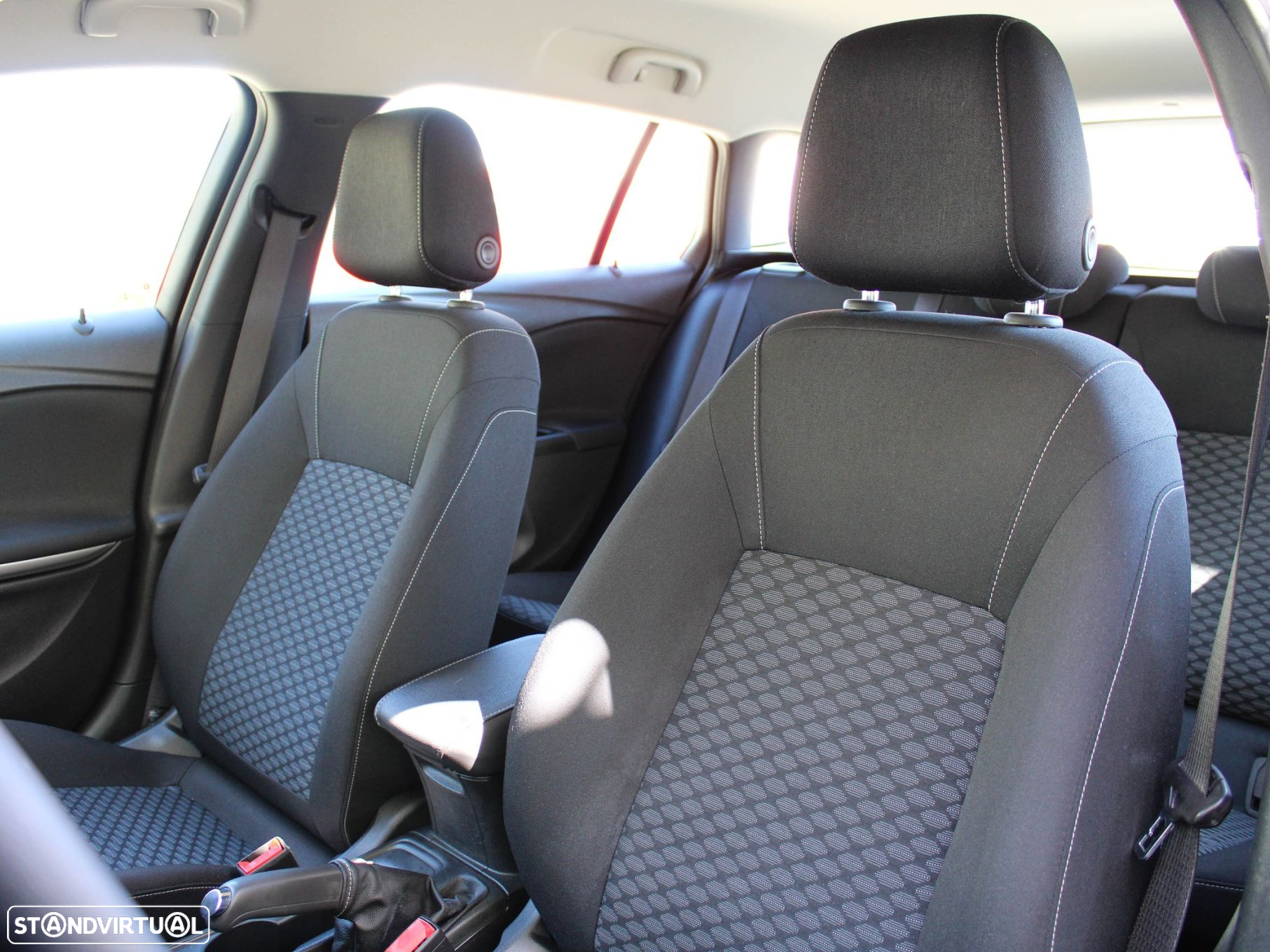 Opel Astra Sports Tourer 1.5 D Business Edition S/S - 24
