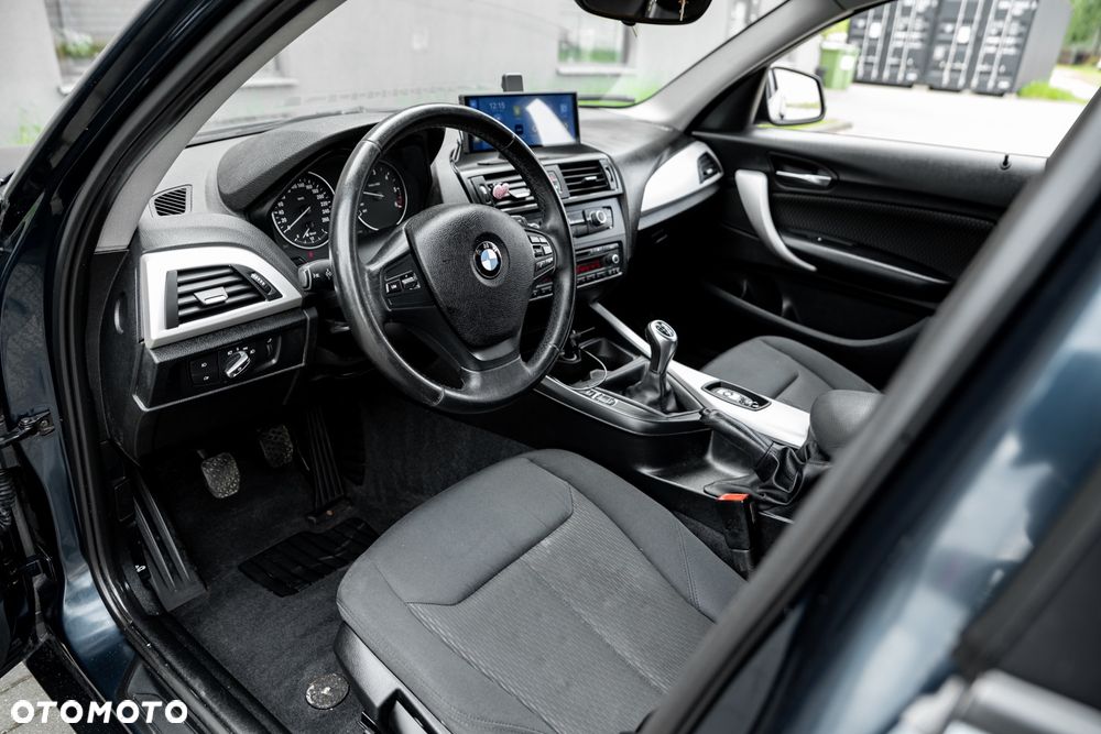BMW Seria 1 116d EfficientDynamics - 17